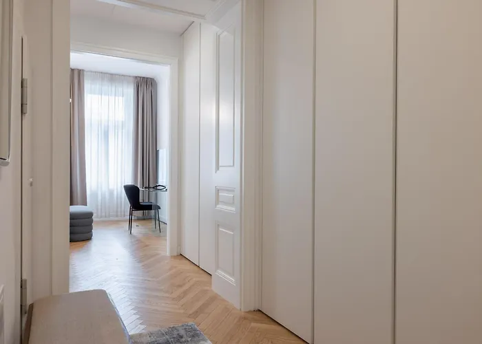 My In Beim Hundertwasserhaus Smart Apartman *